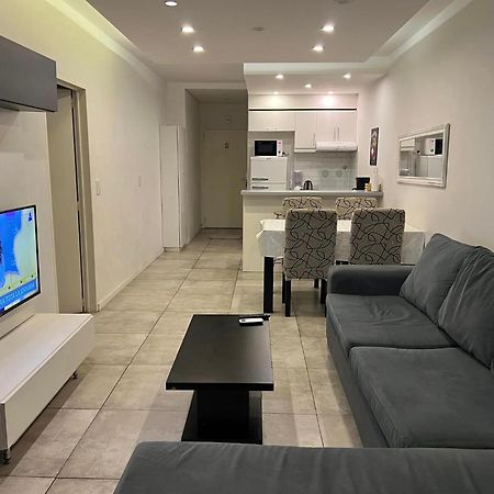 Suite In San Telmo Dormitorio En Suite Con Dos Banos Y Balcon A La Calle Буэнос-Айрес Экстерьер фото