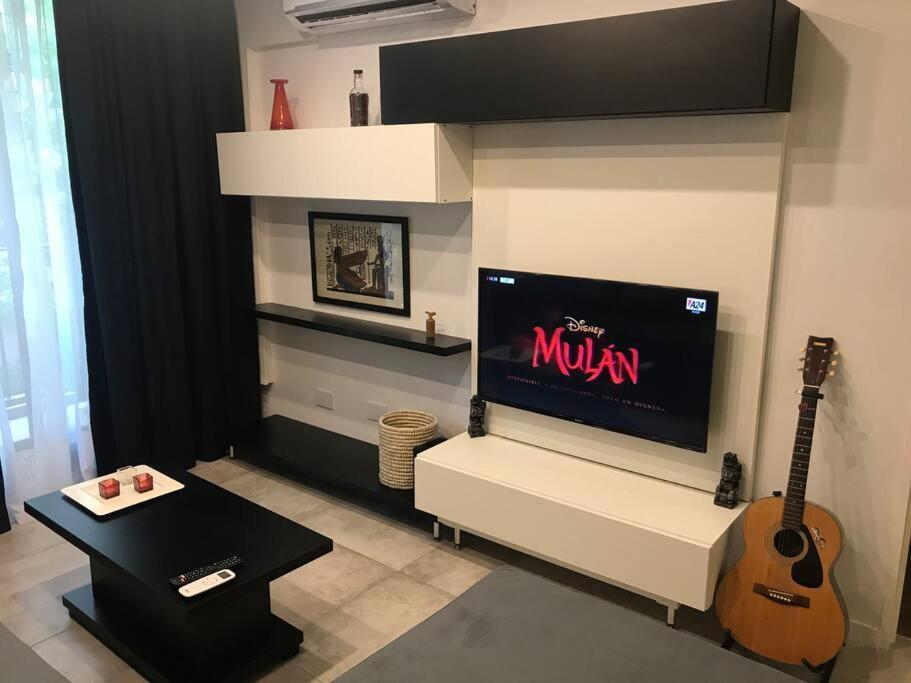 Suite In San Telmo Dormitorio En Suite Con Dos Banos Y Balcon A La Calle Буэнос-Айрес Экстерьер фото