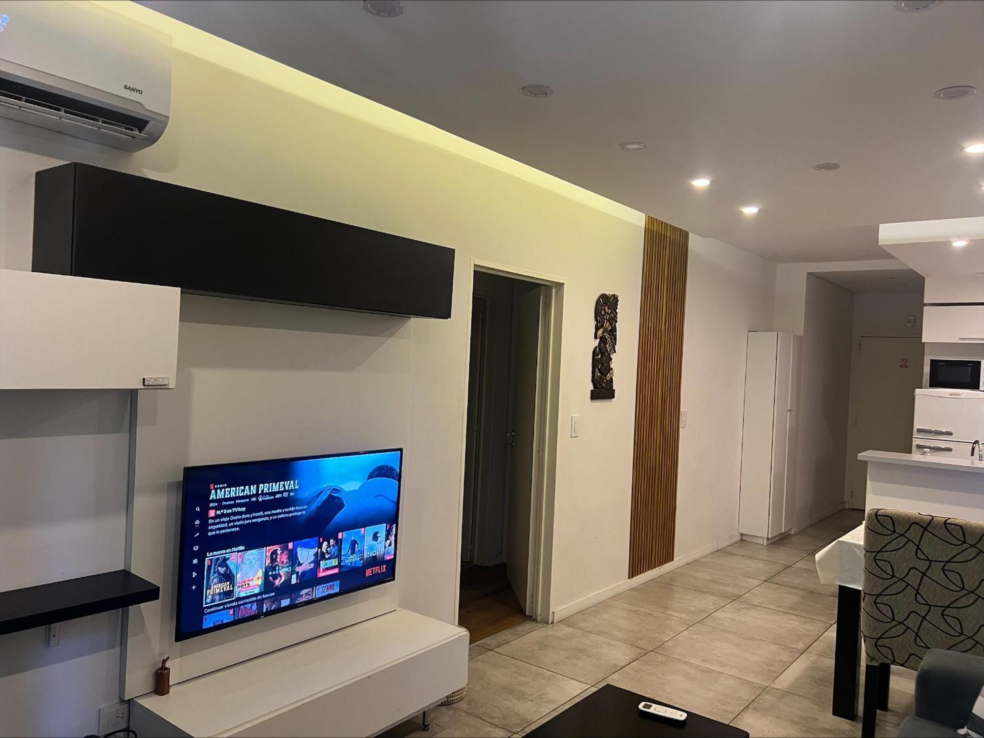 Suite In San Telmo Dormitorio En Suite Con Dos Banos Y Balcon A La Calle Буэнос-Айрес Экстерьер фото